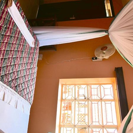 Hotel Acacia City Kampala Exteriör bild