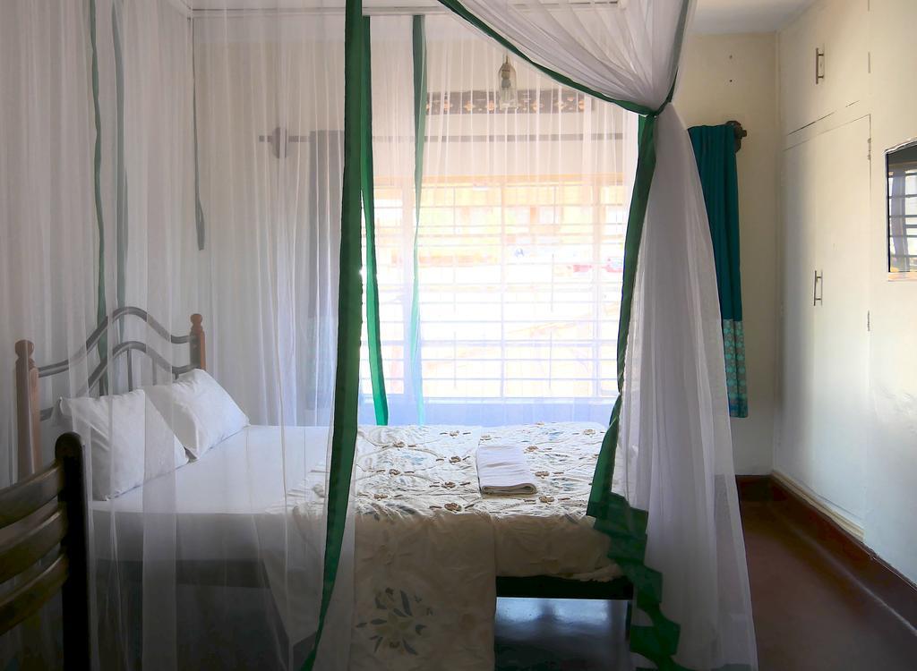 Hotel Acacia City Kampala Exteriör bild