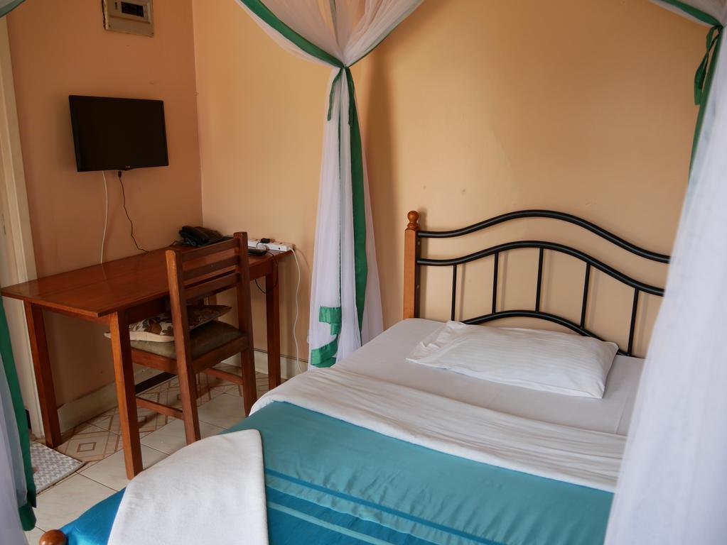Hotel Acacia City Kampala Exteriör bild