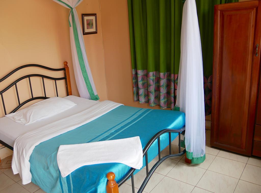 Hotel Acacia City Kampala Exteriör bild
